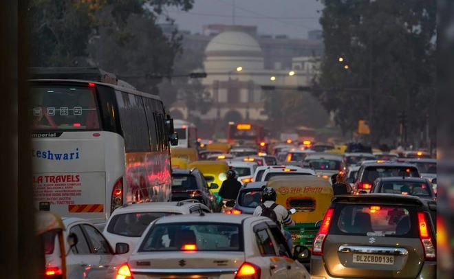 Christmas Celebrations to Disrupt Traffic in Delhi; Heavy Congregation Expected at Churches christmas celebrations to disrupt traffic in delhi; heavy congregation expected at churches