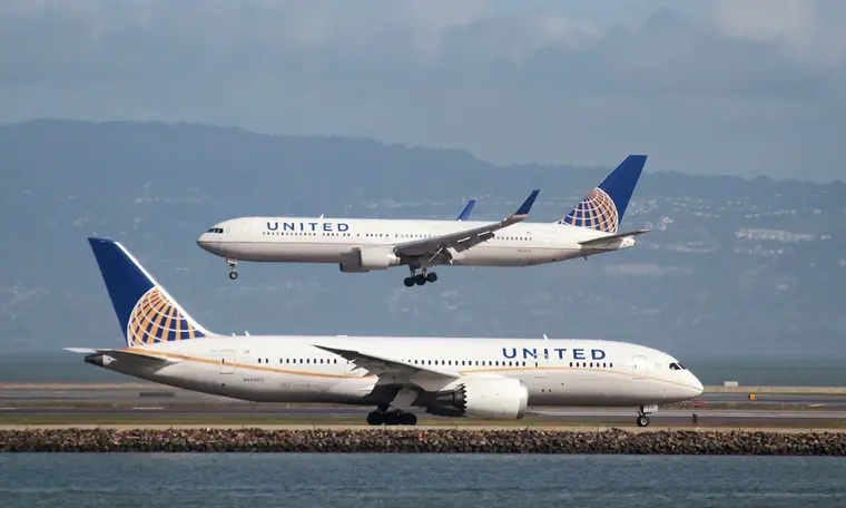 united airlines flight forced to make emergency landing in nigeria